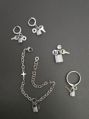 925 Silver Padlock & Key Charm Jewelry Set - Women's Accessories